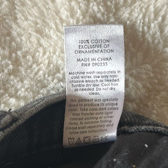 PacSun Women’s High Rise Straight Raining Daisy Jeans! - Picture 11 of 13